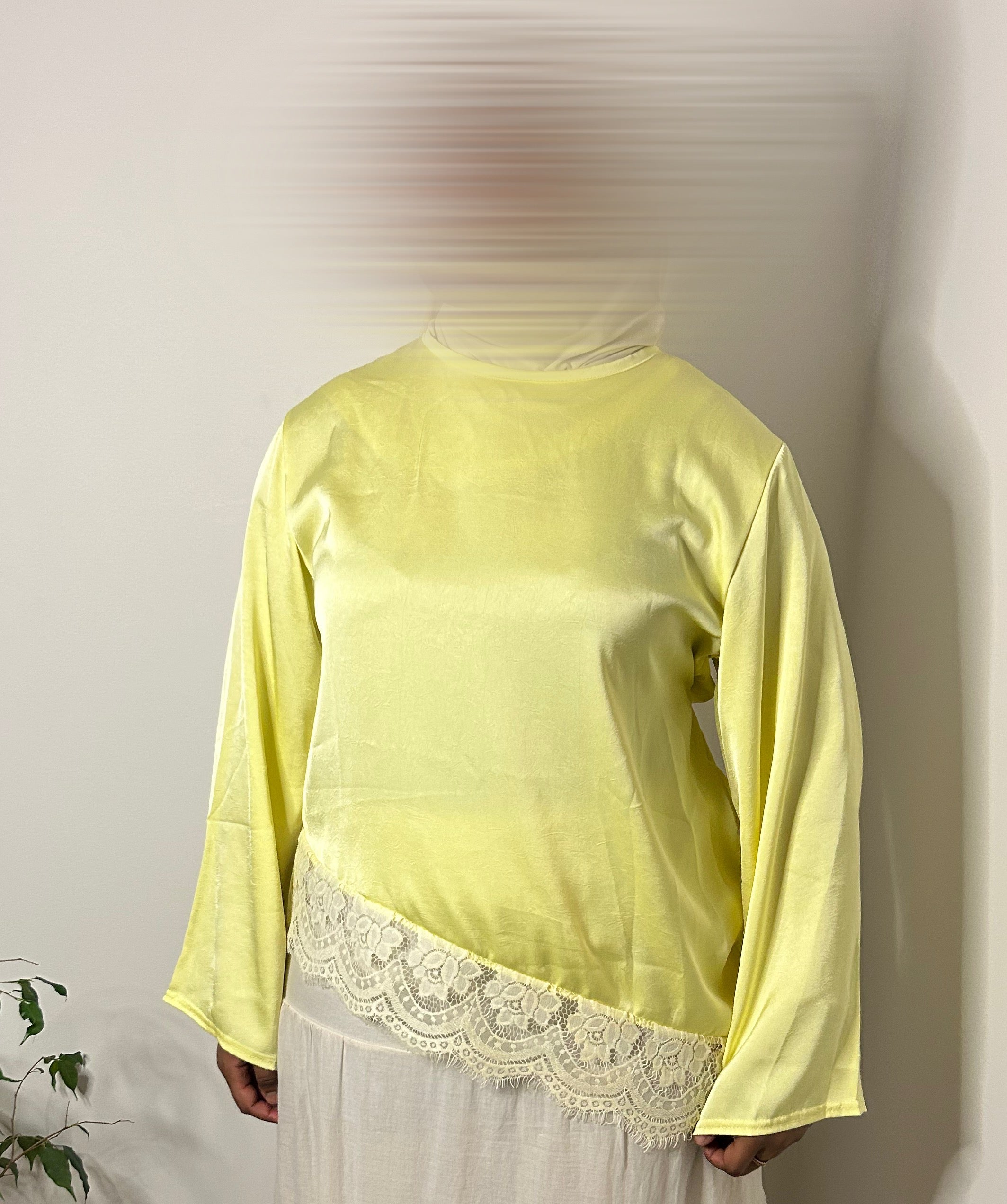 Haut à dentelle asymétrique - Jaune