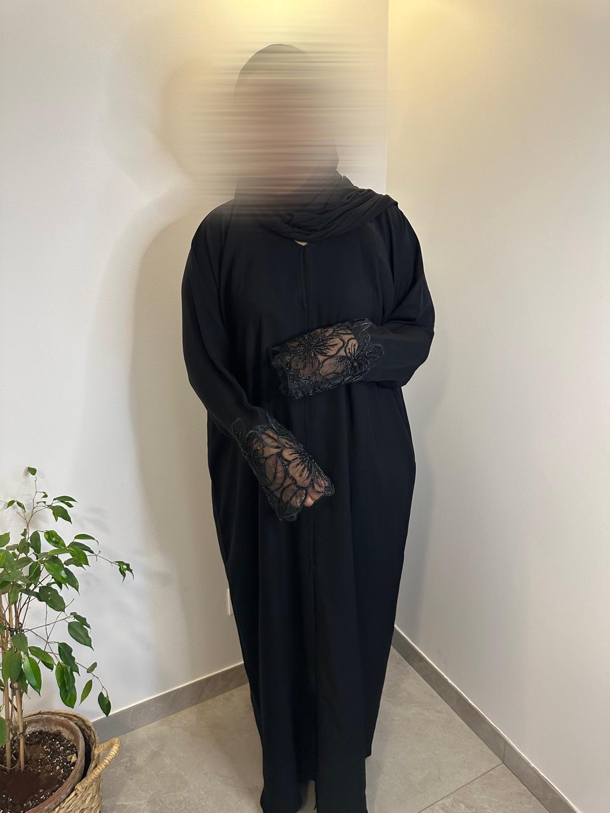 Abaya Alicia